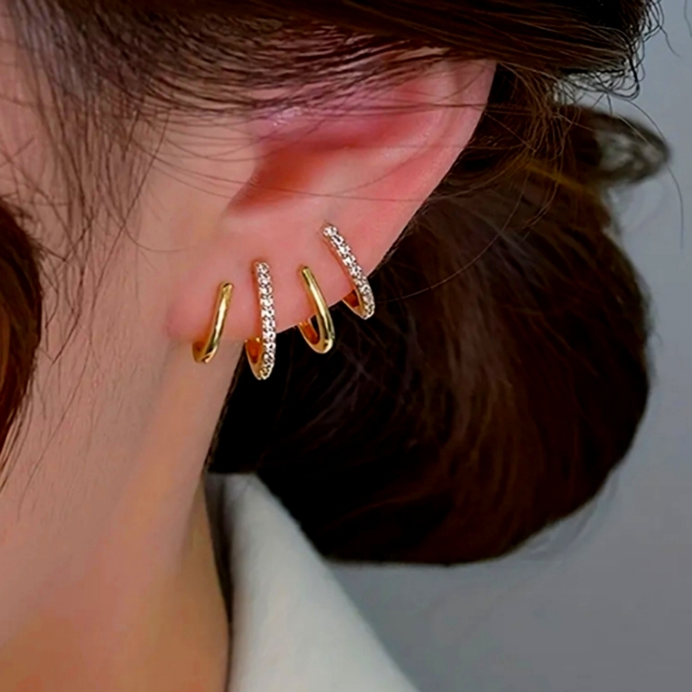 Half Hoop/ Claw Stud Earrings